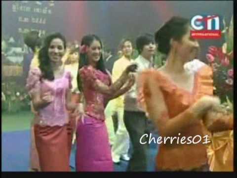 CTN 2010 Khmer New Year Concert Day 02 - Khmer Stars - Part 08a