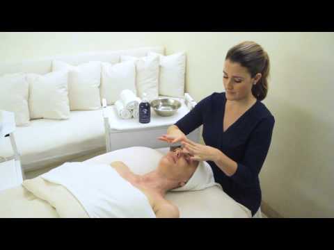 Cleansing Complex by iS CLINICAL