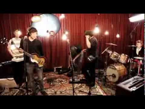 De Nieuwe Lichting 2014: Midnight Swim