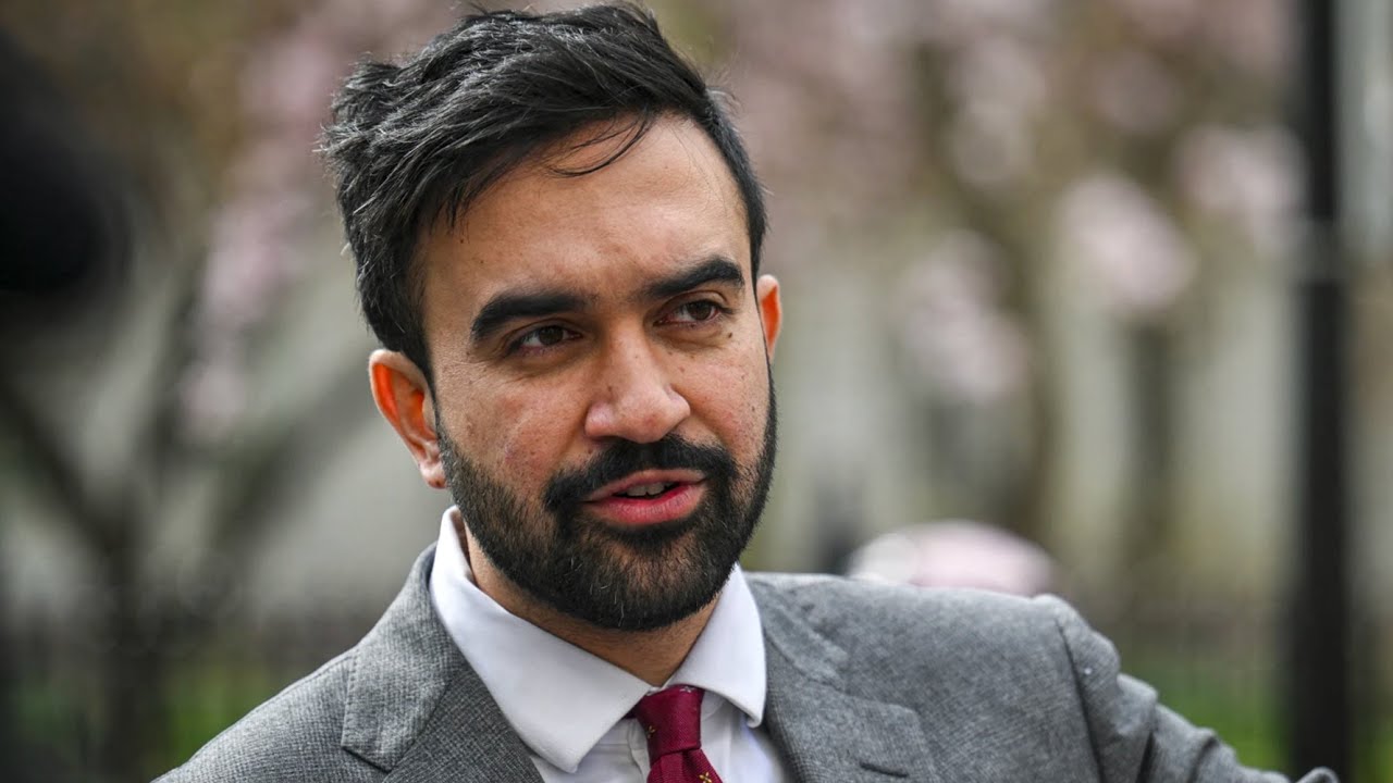 Élection municipale de New York : portrait du candidat démocrate Zohran Mamdani