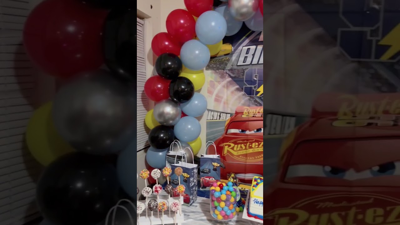 SRK & Deepika's Viral Pathan Birthday Bash 🎉