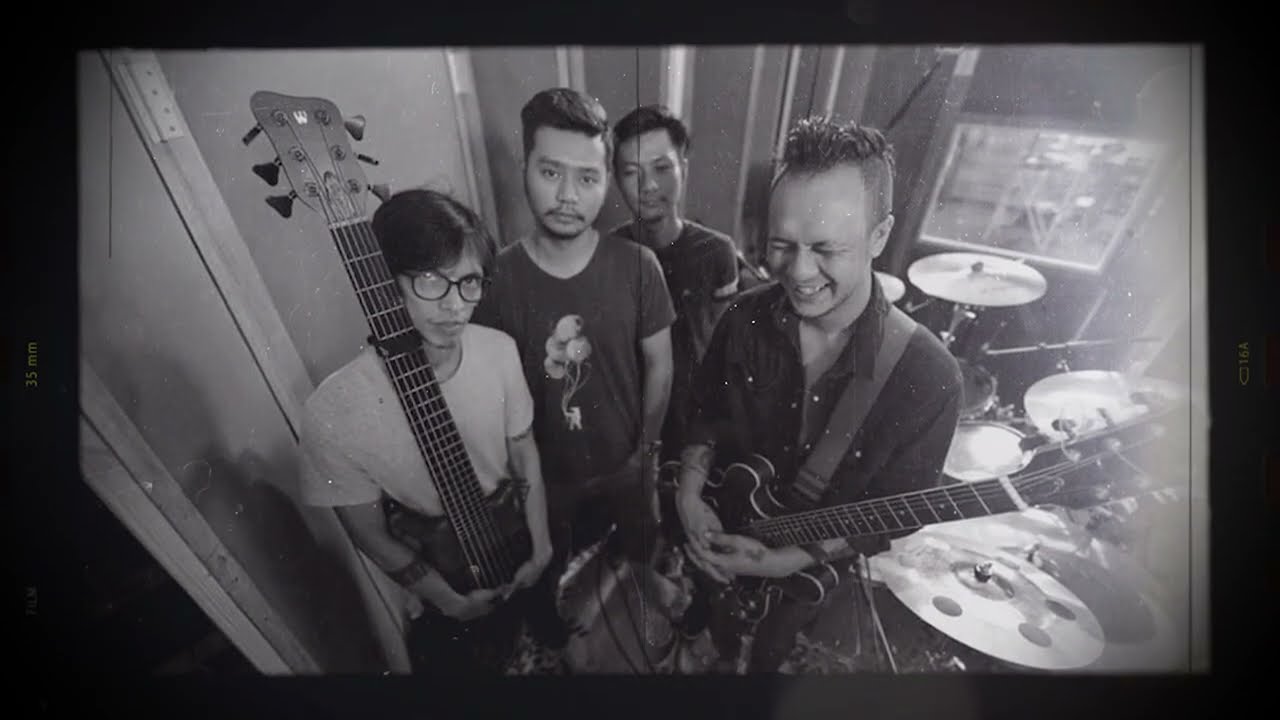 Choke-Big Bag Official Lyrics Video 🎶