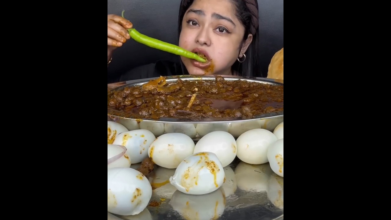 Spicy Pindi Chole with Bhature & Boiled Eggs 🍚