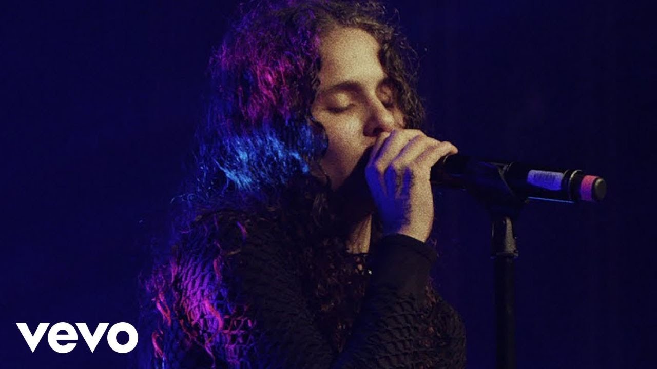 070 Shake Performs 'Guilty Conscience' Live at Webster Hall