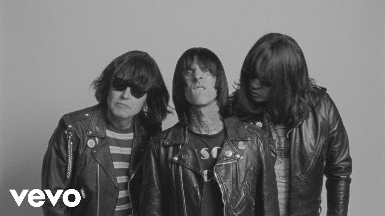 blink-182 - Dance With Me (Official Video) 🎶