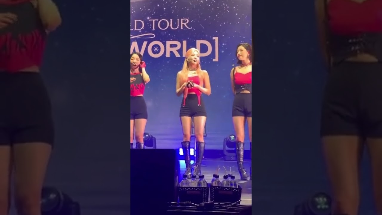 Chuu Tears Up and Leaves Due to Rude Fans 😢