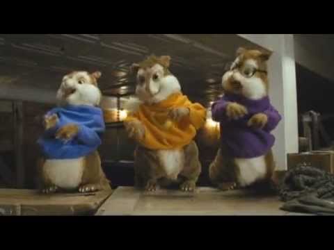 Parodia de Alvin y las Ardillas en escena de desastre 🎬