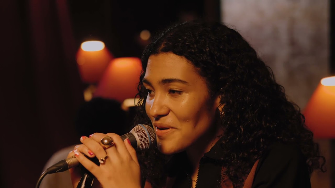 Olivia Dean Performs 'The Hardest Part' 🎶