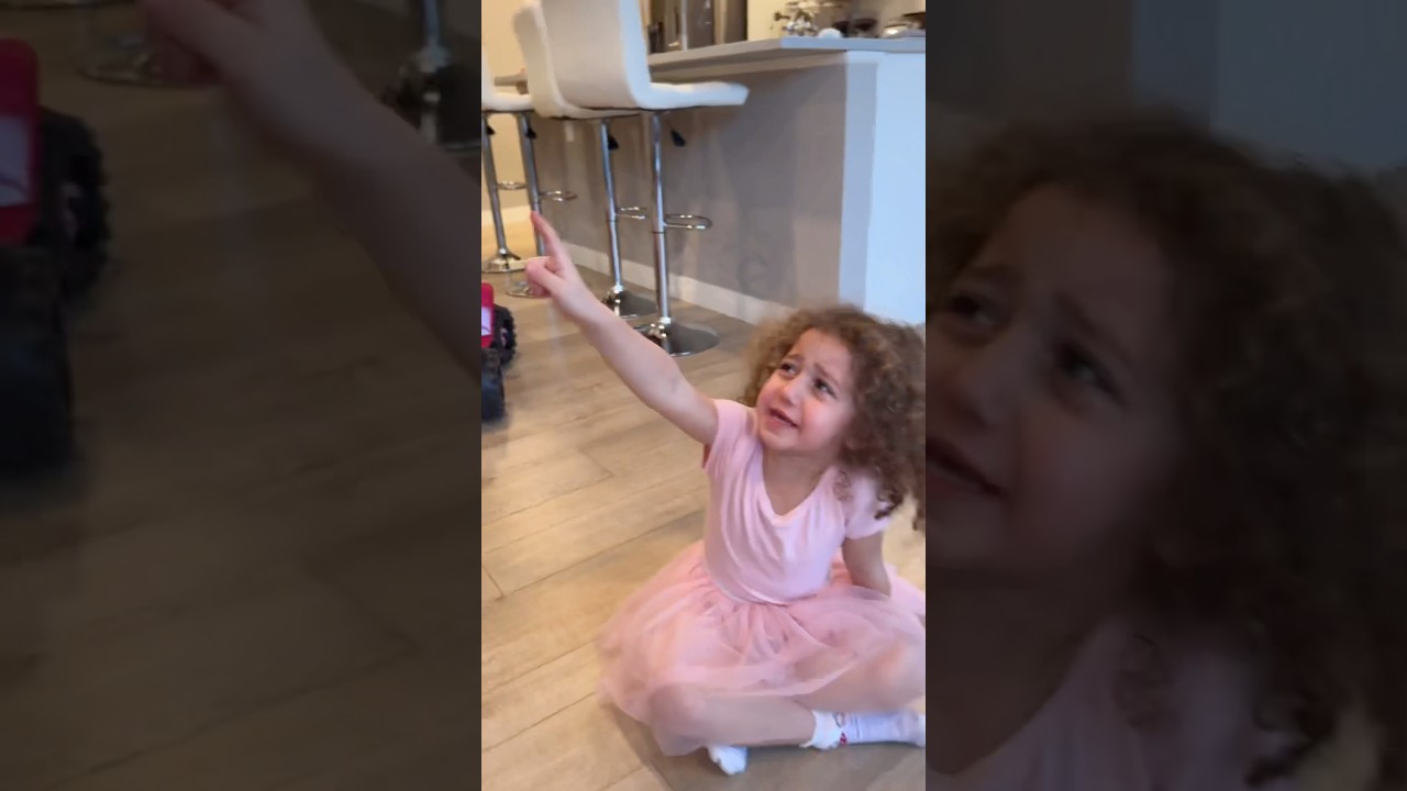 Mother's Love Protects Her Daughters ❤️