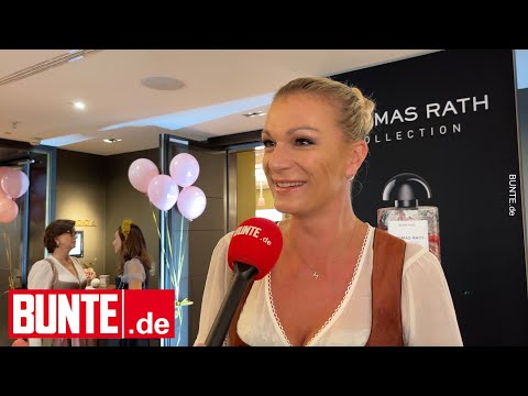 Maria Höfl-Riesch – Sie spricht Klartext: Deshalb trägt sie ihre Dirndl-Schleife rechts