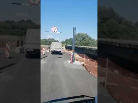 Понто́нный мост открыт на трассе Львов - Луцк