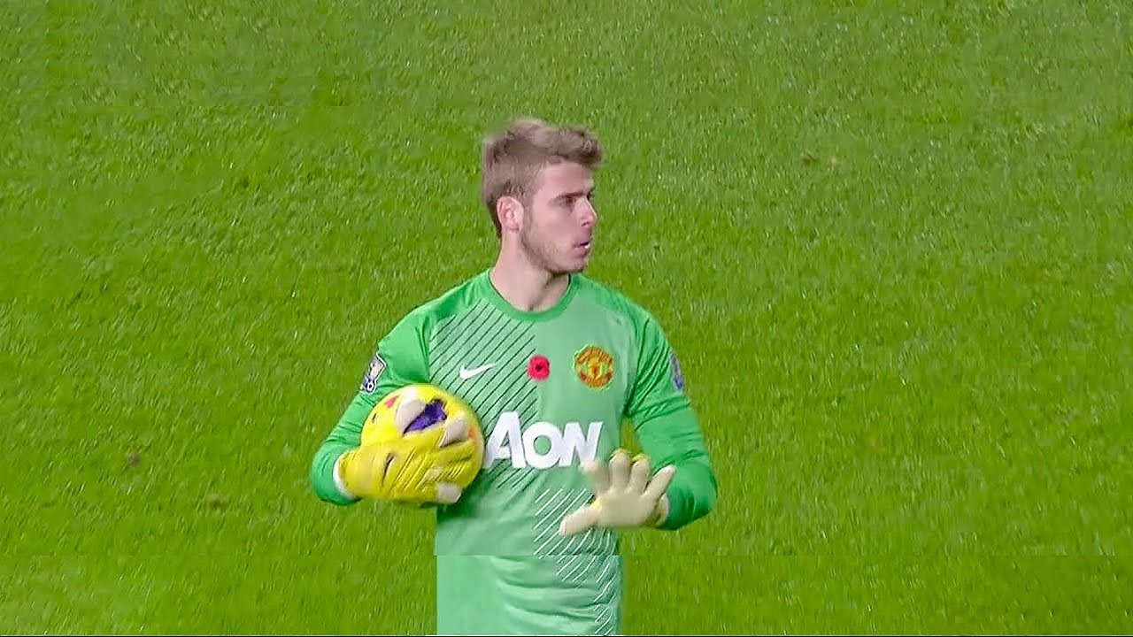 Legendary Goalkeeper Saves & Moments 🧤