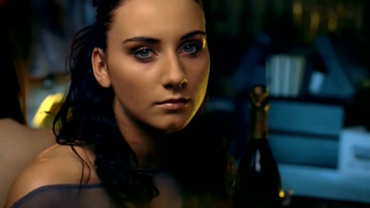 DHT - Listen to Your Heart (Remastered Mash-Up) πΆ