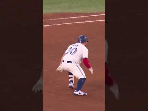 Alejandro Kirk can hit #mlb #highlights #bluejays #dodgers