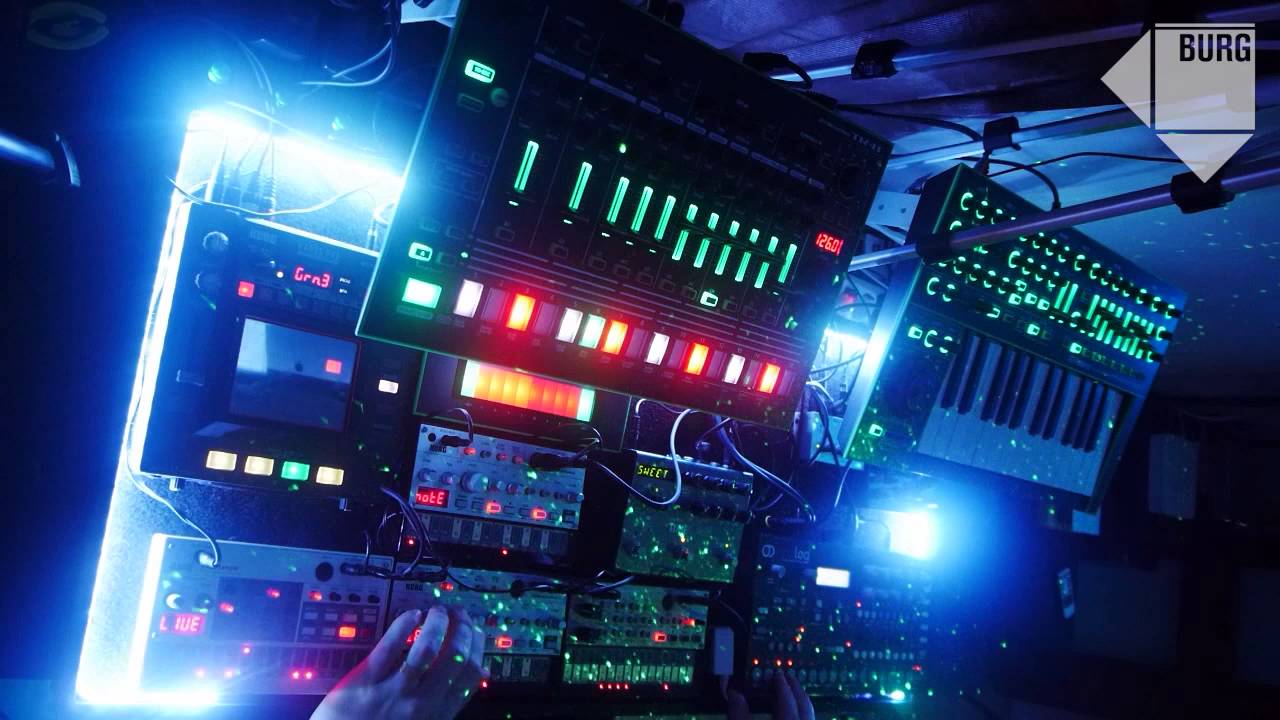 BURG - Lighthouse (Roland TB-3, TR-8, KORG Volca, Strymon) 🎶
