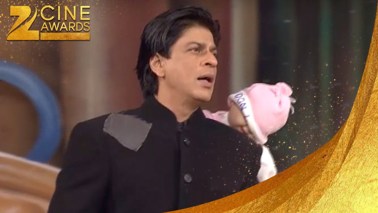 Zee Cine Awards 2012: SRK & PC's Funny Moments π