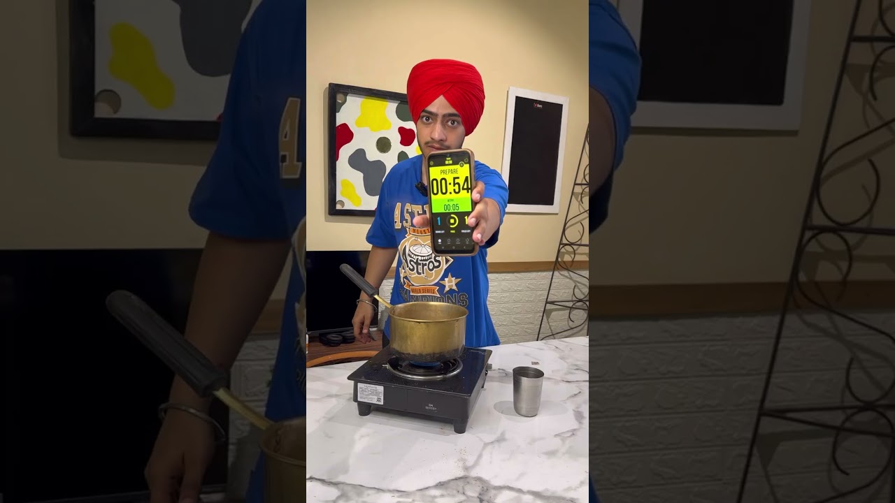 Trying * to make maggi in just 2 minutes * 😱 | street food @Param_aedy  maggi #shorts #shortsfeed