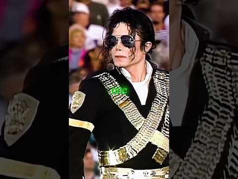 Michael Jackson FROZE at the Super Bowl 😰🎤