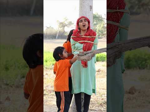 Betiyon ne Maa ko bacha liya 🥲😭 #shorts #maa #viral #funny #school