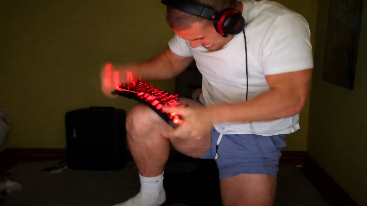 Epic Gamer Rage & Crashouts | 30-Minute Compilation 🎮