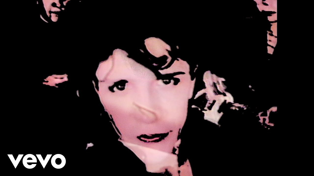 Indochine - L'aventurier (Official Clip) 🎶