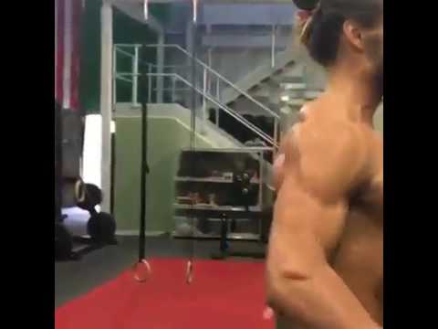 Jason Momoa Working Out
