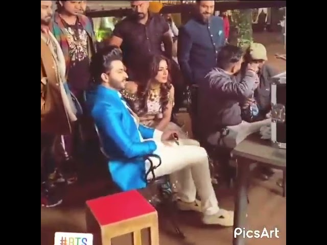 Dheeraj Dhoopar & Shraddha Arya on Kundali Bhagya Set π¬