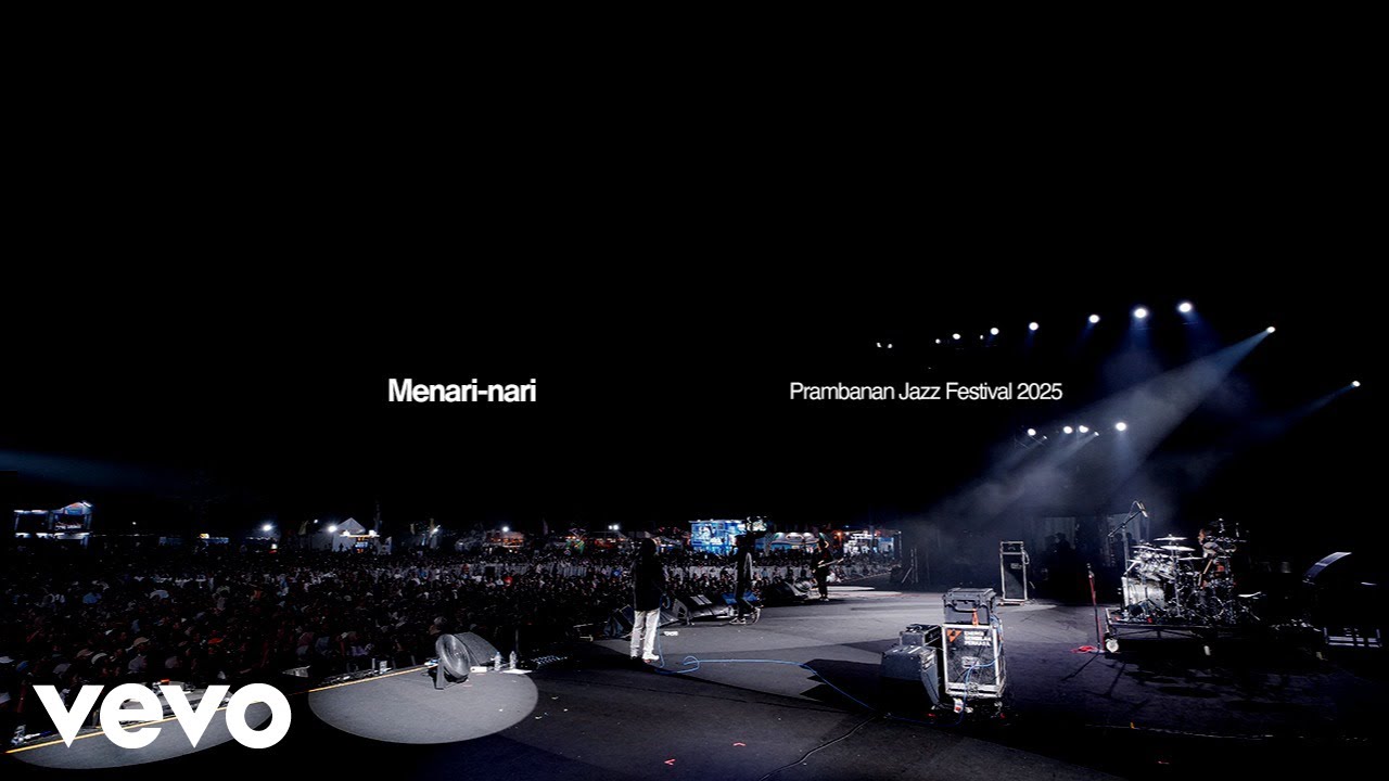 Gigi Performs Menari-nari Live at Prambanan Jazz 🎶