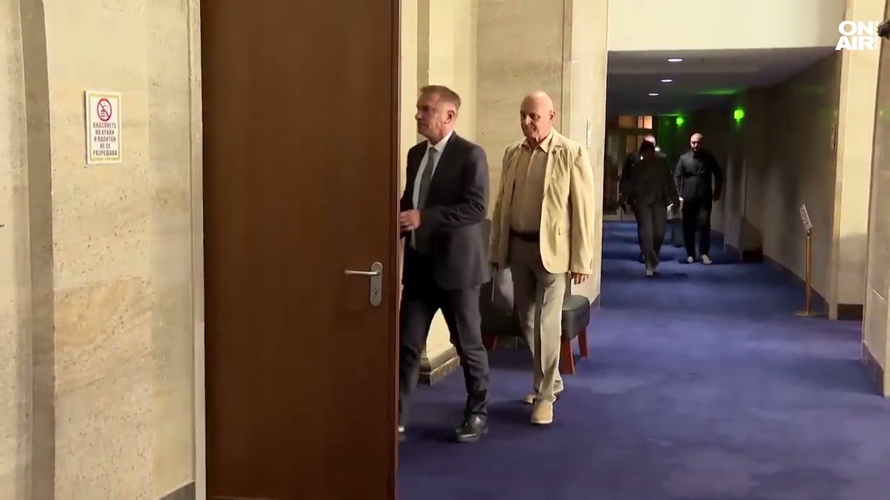 Ще плати ли Атанас Зафиров с оставка за посещението си в Китай? 🇨🇳