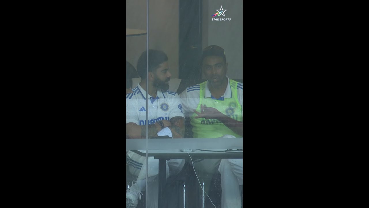 Kohli Embraces Ashwin in Emotional Dressing Room 🫂