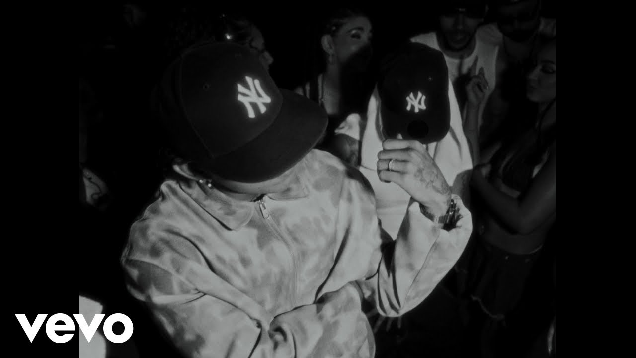 Beéle - Mad Koknut Performance & Lyrics 🎶