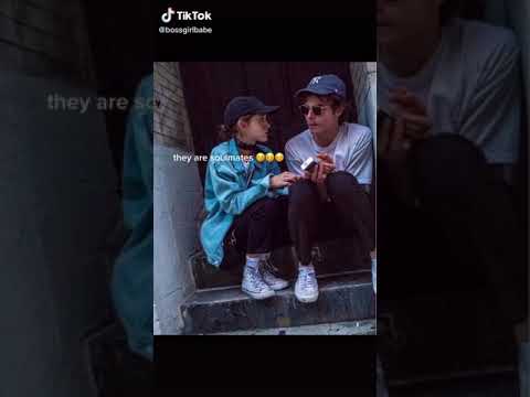 natalia dyer and charlie heaton being soulmates