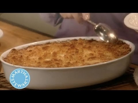 How to Make the Ultimate Macaroni and Cheese ⎢Martha Stewart