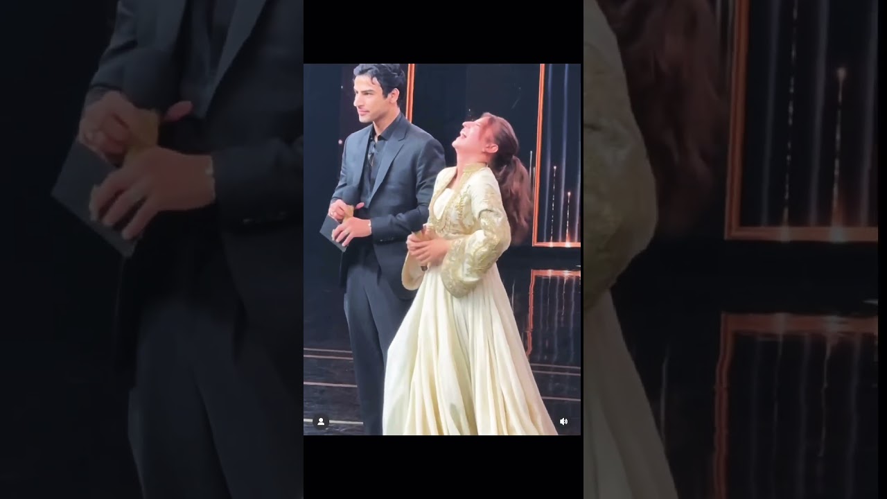 Khushal Khan & Dananeer Shine at Hum Awards Presenting Best Couple Award ✨