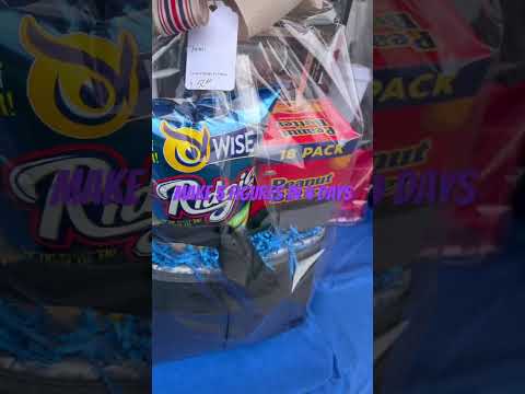 Flashback Friday: Street Selling Gift Baskets #giftideas #holiday #holidaymoney