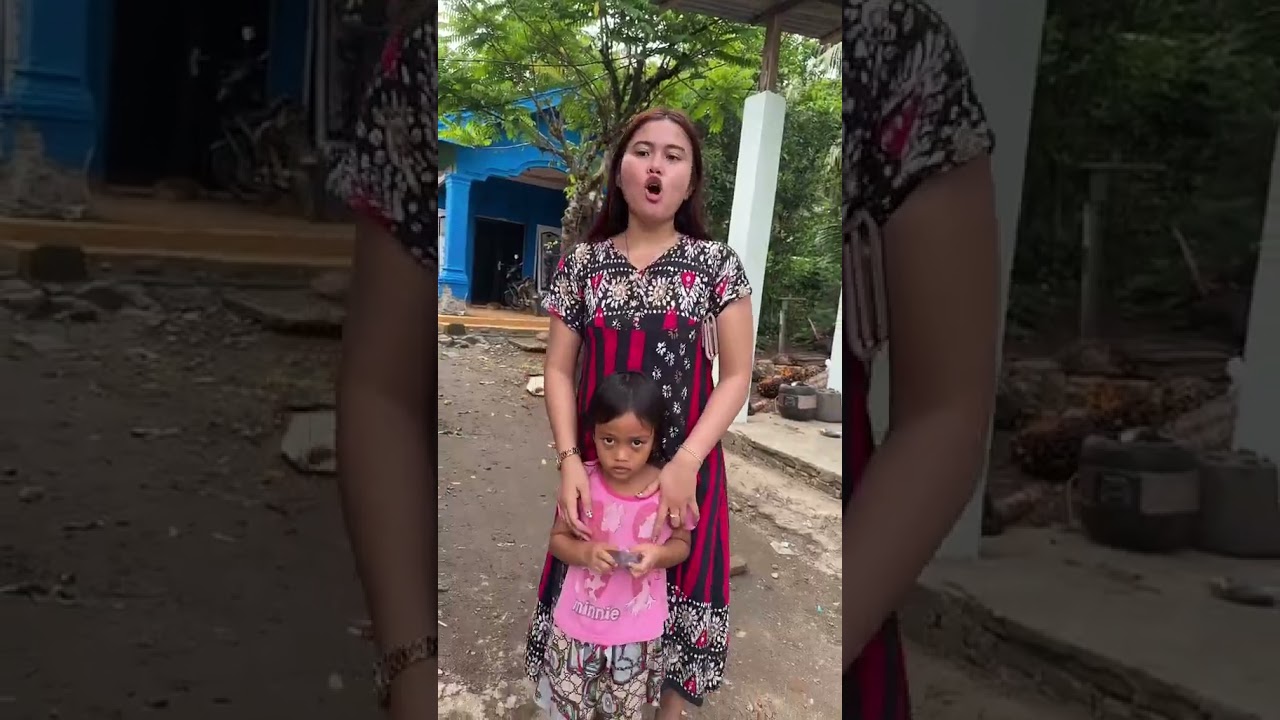 Siapa Kamu, Bocil Imut Ini? #shorts