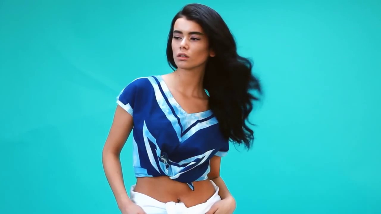 Seray Kaya (Mavi) - Turkish Actress 🌟