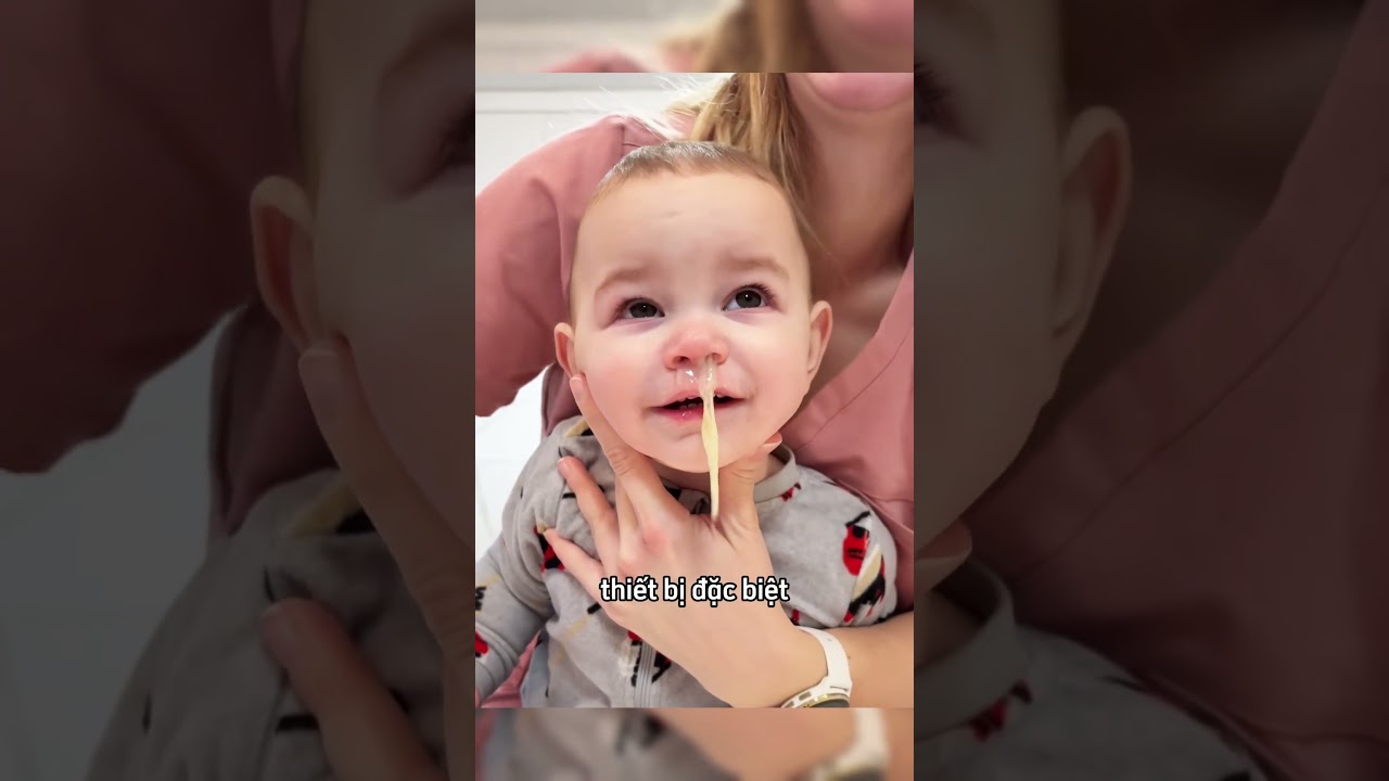 Cậu bé gặp sự cố với vật lạ trong mũi 😮