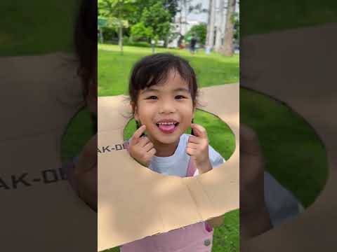 LNS - Chơi đập chuột Trái hay Phải với Bé Cún nào || Mouse Smacking Family #shorts