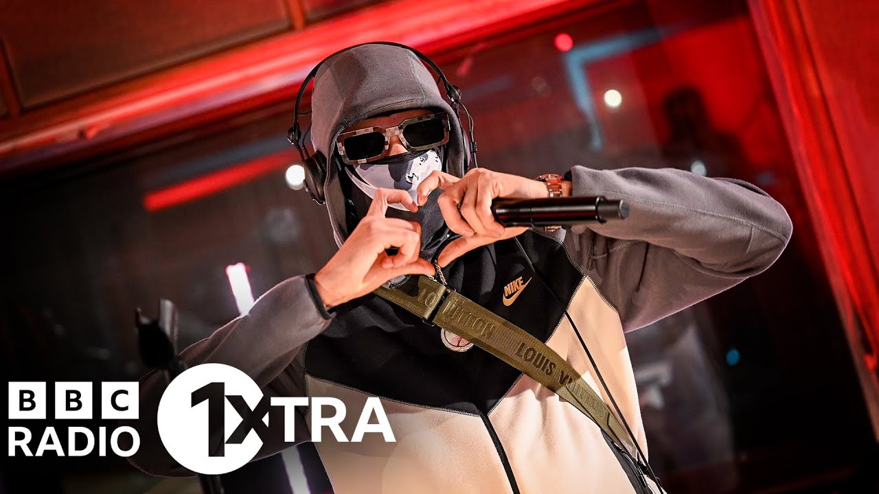 Meekz Performs 50 Cent's '21 Questions' Cover in BBC Radio 1Xtra Live Lounge
