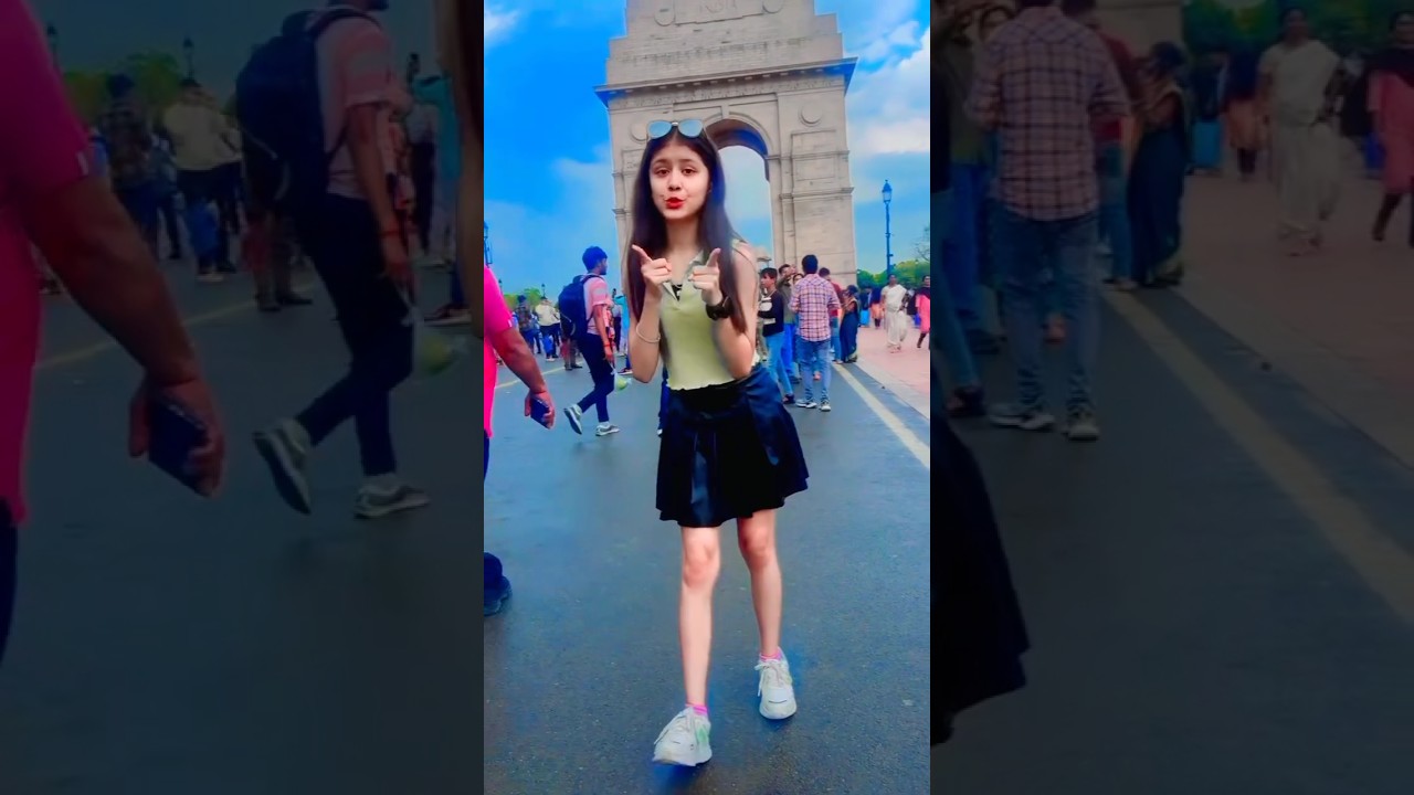 Deewana Hai Ye Man | Romantic Song from Chori Chori Chupke Chupke 🎶