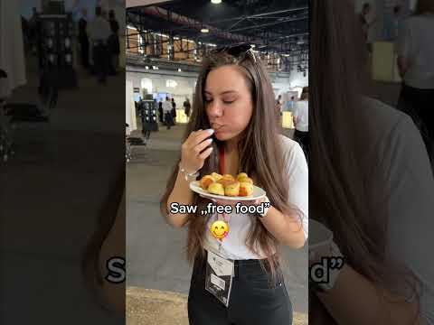 What type of person are you at hackathons? 🤔 Let us know in the comments! 👉