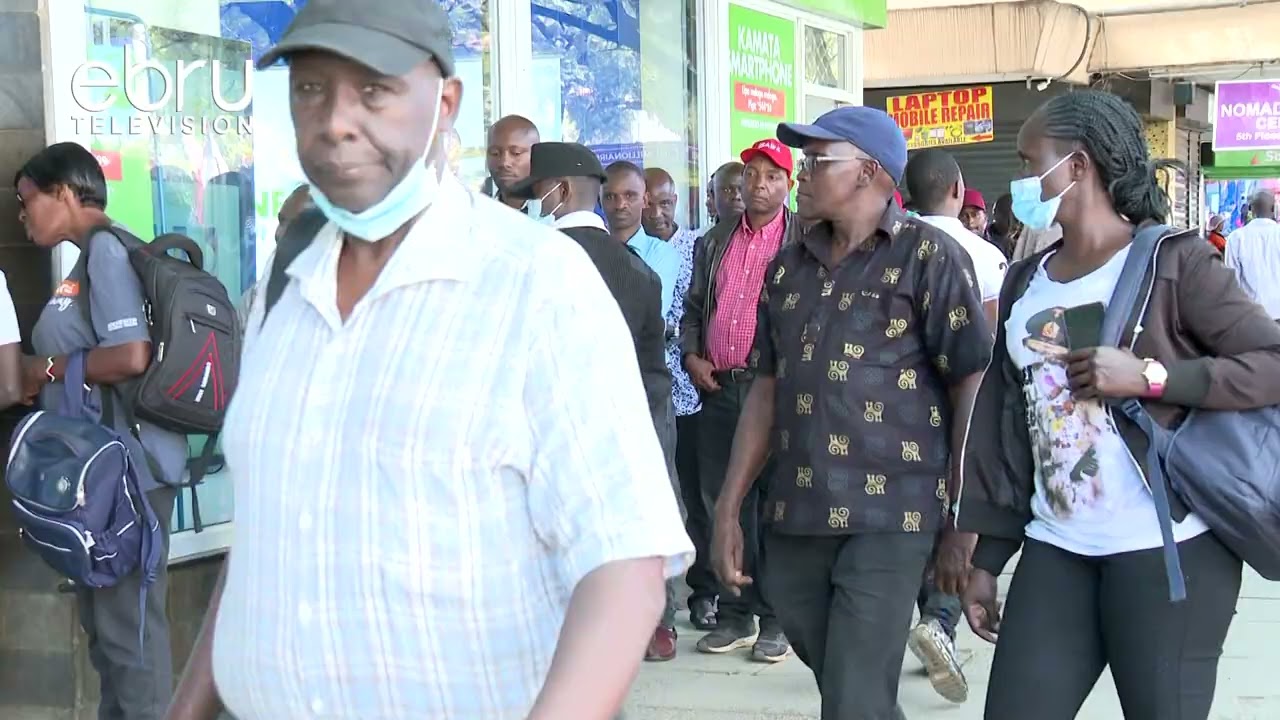 Kenyans Rush to Re-Register Sim Cards Before Deadline 📱