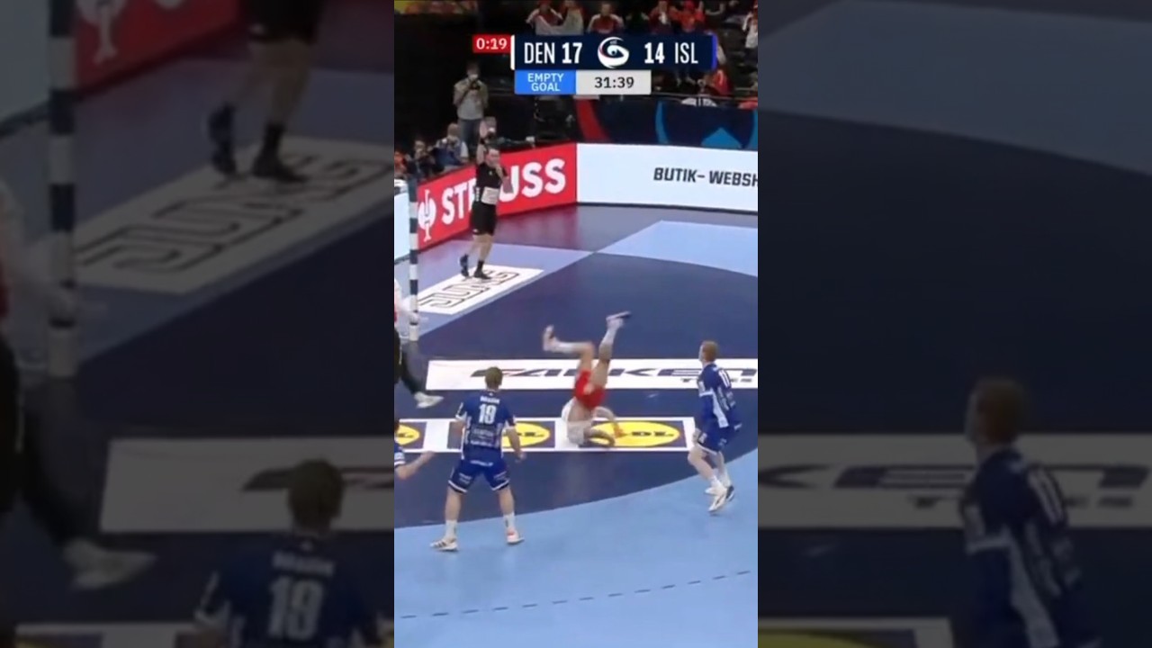 🔥 Emil Jakobsen's Amazing Handball Skills in Action!