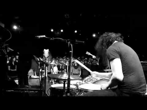 The Dead Weather Live: Hang You From The Heavens 🎸
