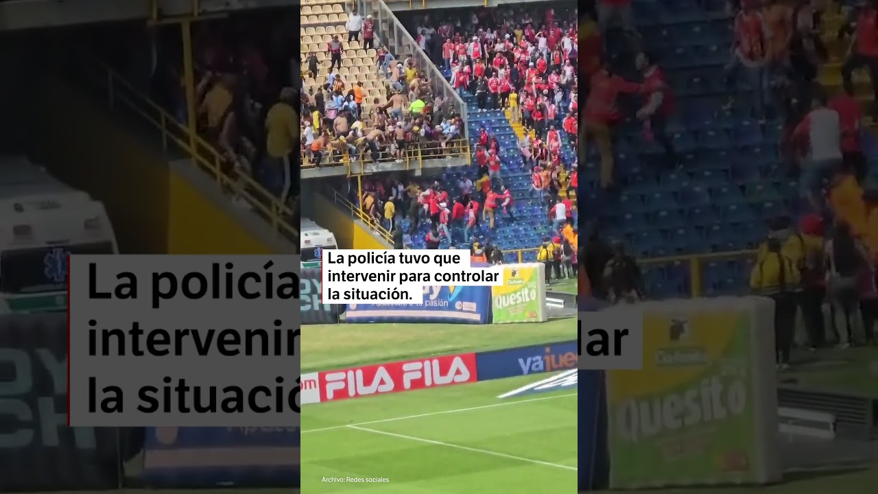 Hinchas provocan disturbios en Santa Fe vs. Tolima ⚽