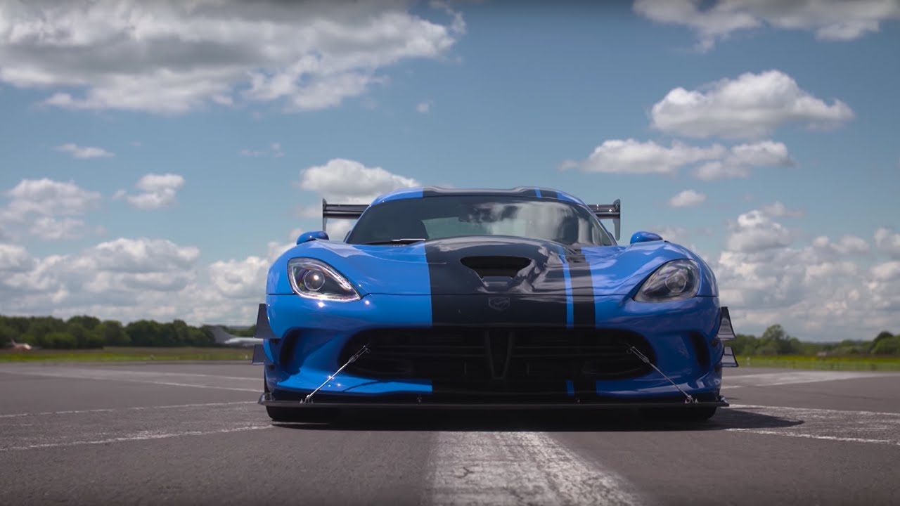 Chris Harris Takes the Dodge Viper 645bhp for a Thrilling Ride 🚗 | Top Gear