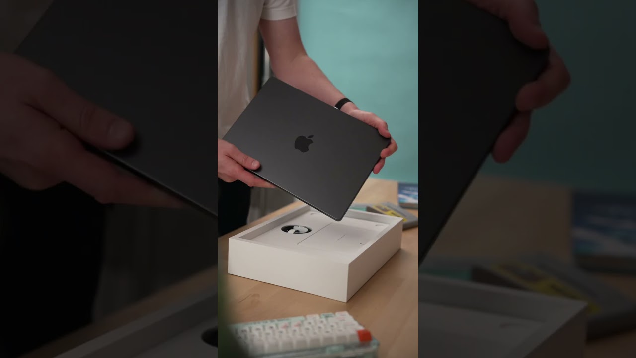 M4 Stunning Space Black M4 MacBook Pro Unboxing 🖤