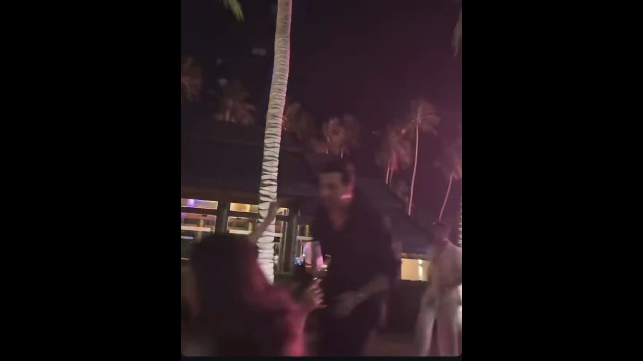 Ranbir & Alia Share Sweet Kiss After New Year π