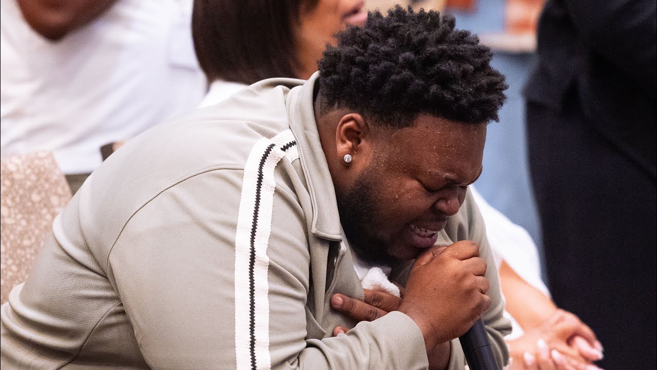 Melvin Crispell III Worship at Ignite Conference🔥